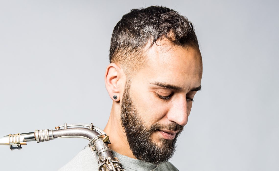 REF: 062 – CLUB SAX, HOUSE DJ & LIVE MUSIC
